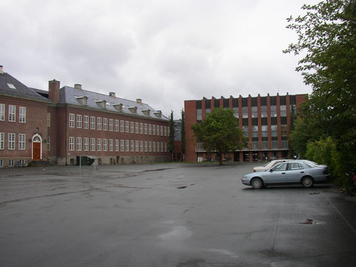 p8300066