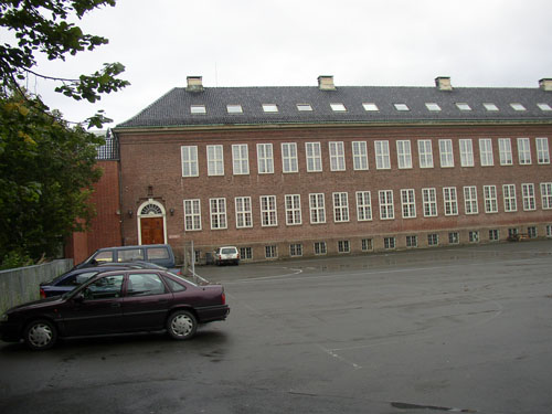 p8300068