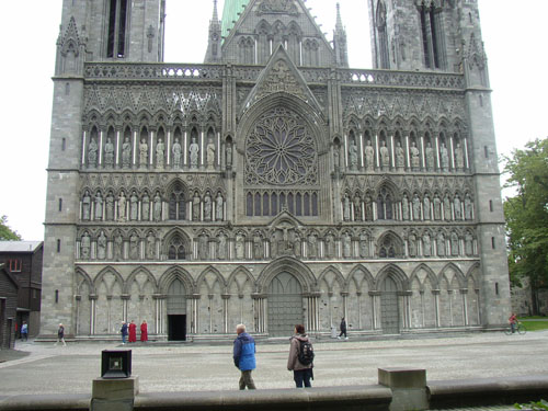 p8300069