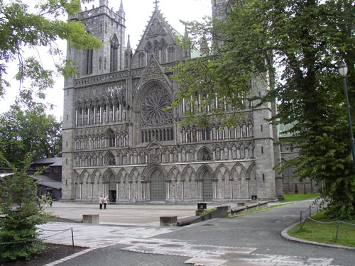 p8300070