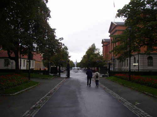 p8300075