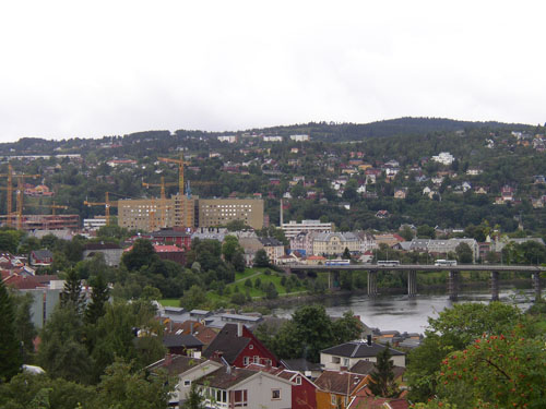 p8300085