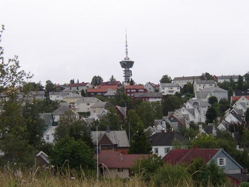 p8300086