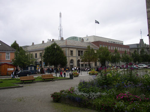 p8300107